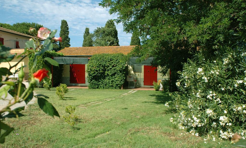 Casa Vacanze Guardamare San Vincenzo Exteriör bild