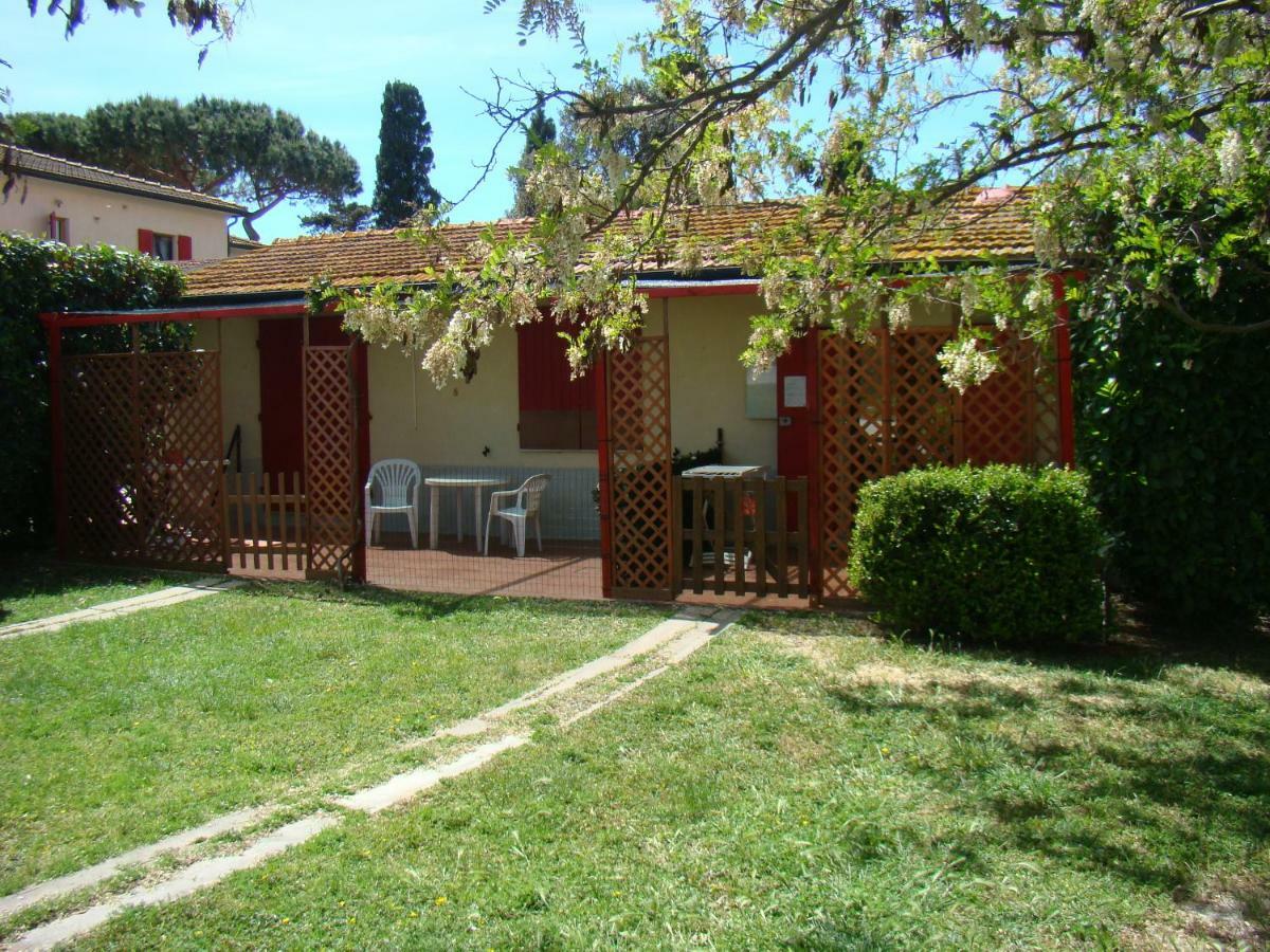 Casa Vacanze Guardamare San Vincenzo Exteriör bild