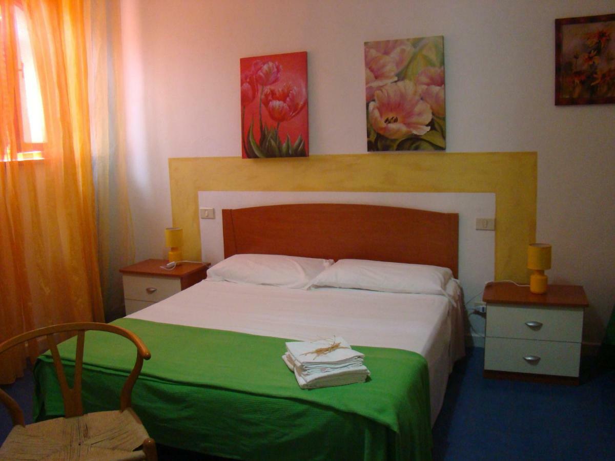 Casa Vacanze Guardamare San Vincenzo Exteriör bild